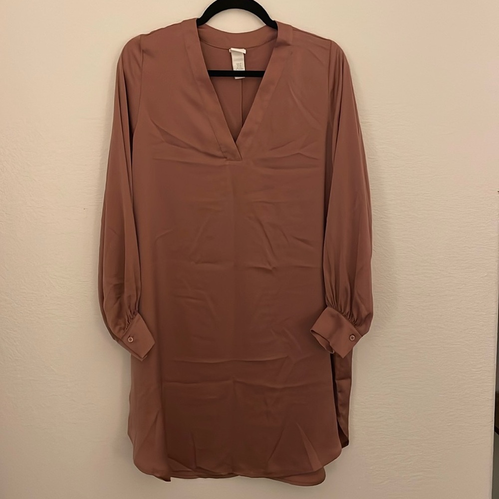‼️MOVING SALE‼️ H&M Mauve Shirt Dress
